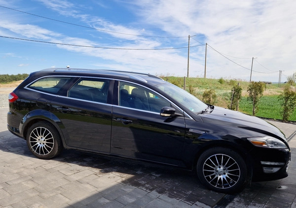 Ford Mondeo cena 32900 przebieg: 241000, rok produkcji 2011 z Tczew małe 529